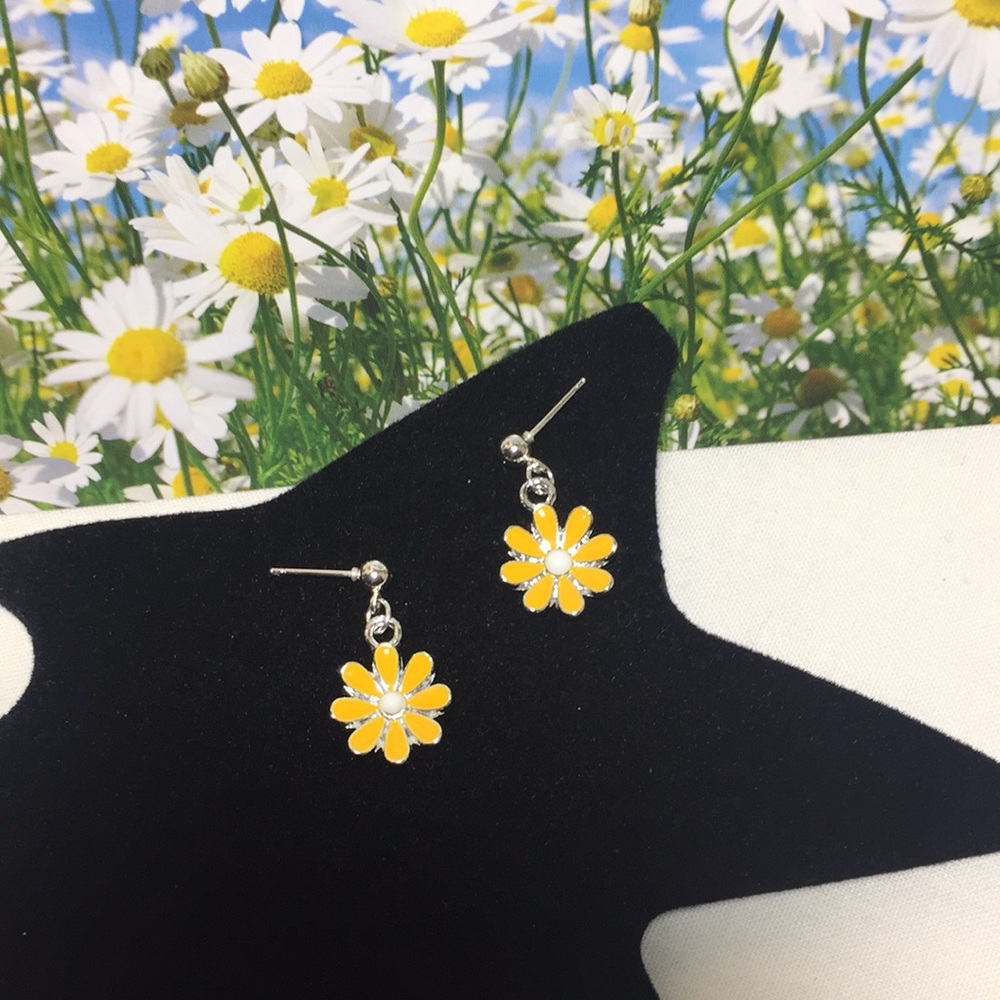 🍏50% OFF/3+...Daisy Stud Earrings (Yellow)